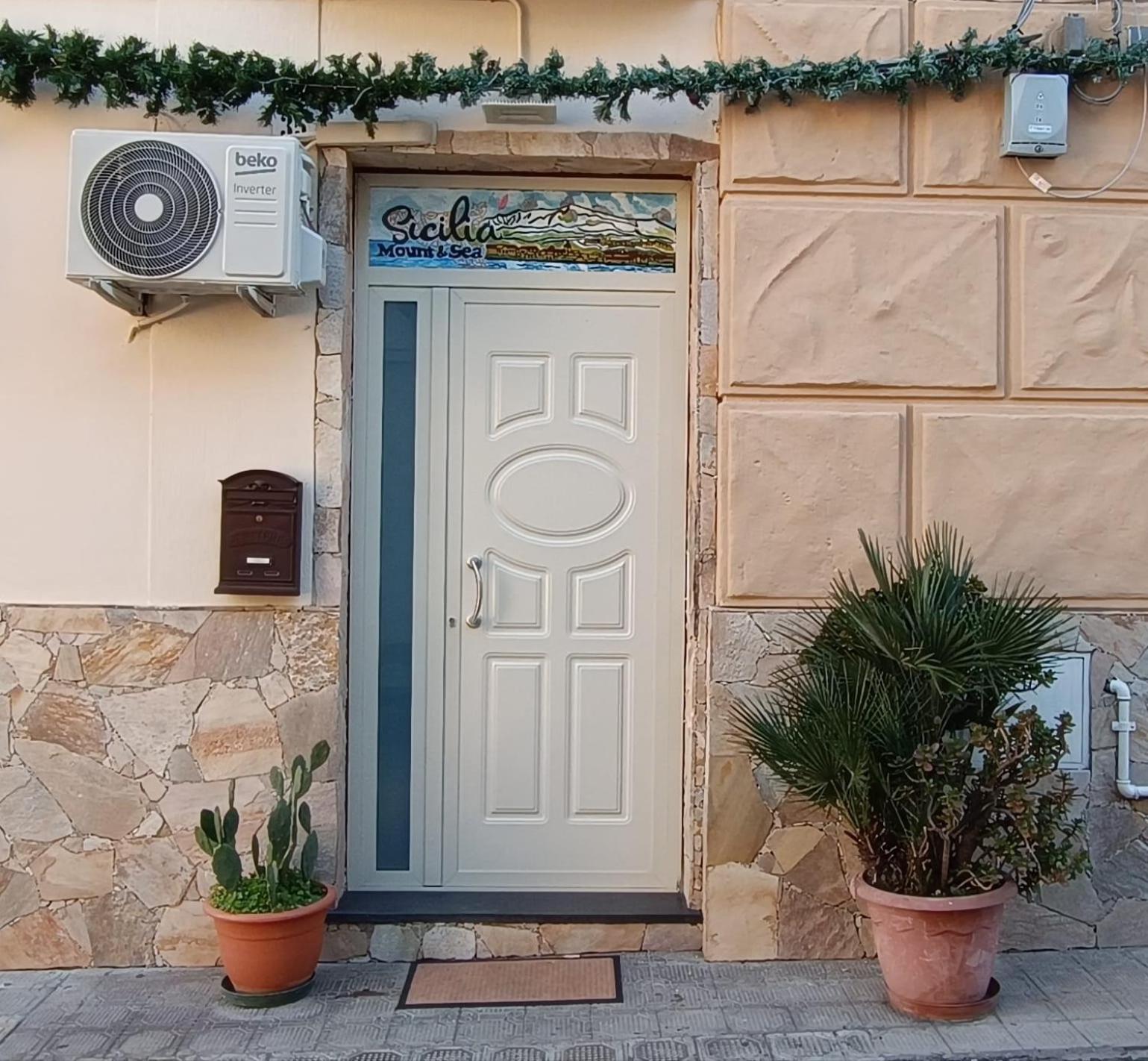 Sicilia Mount&Sea Villa มาสคาลิ ภายนอก รูปภาพ